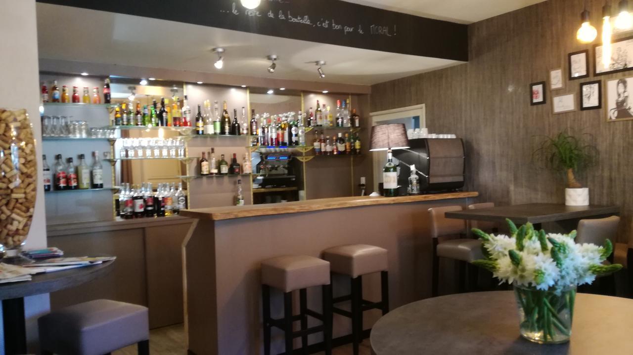 Hotel-Restaurant Le Sorgia Bellegarde-sur-Valserine Exterior photo